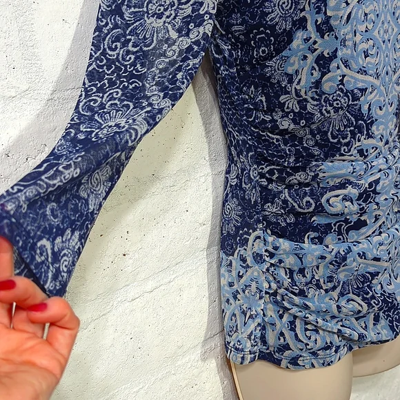 Vintage Y2K Mesh Top - Picture 5 of 8